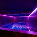 וילה De Luxe Avec Wellness