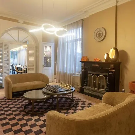 De Luxe Avec Wellness